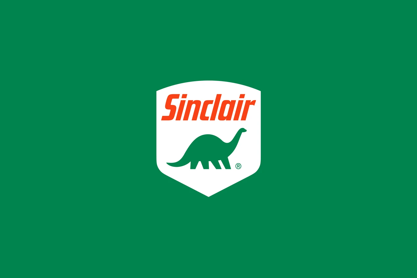Sinclair shield in white on a flat green background